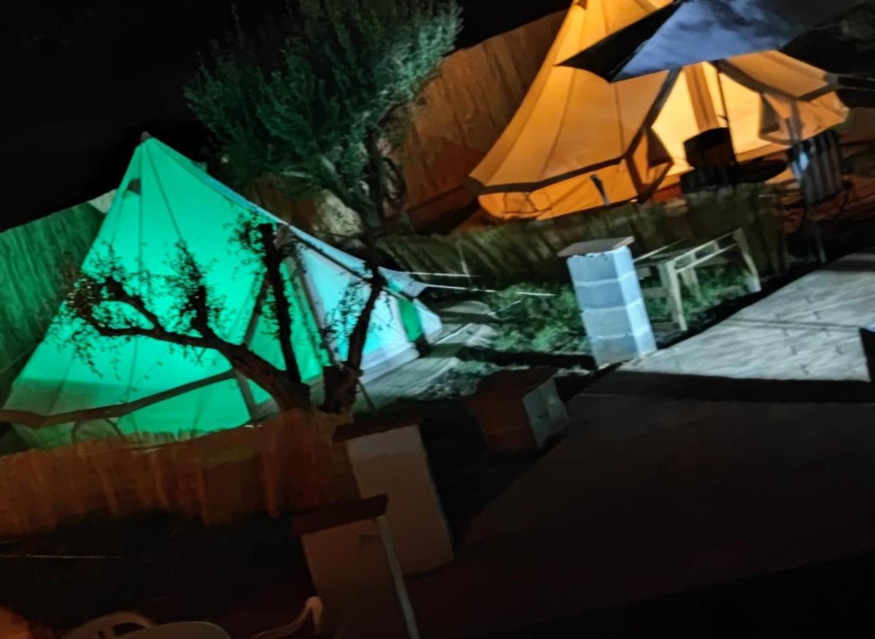 Glamping Les Rodanes 1 Vilamarxant Exterior photo